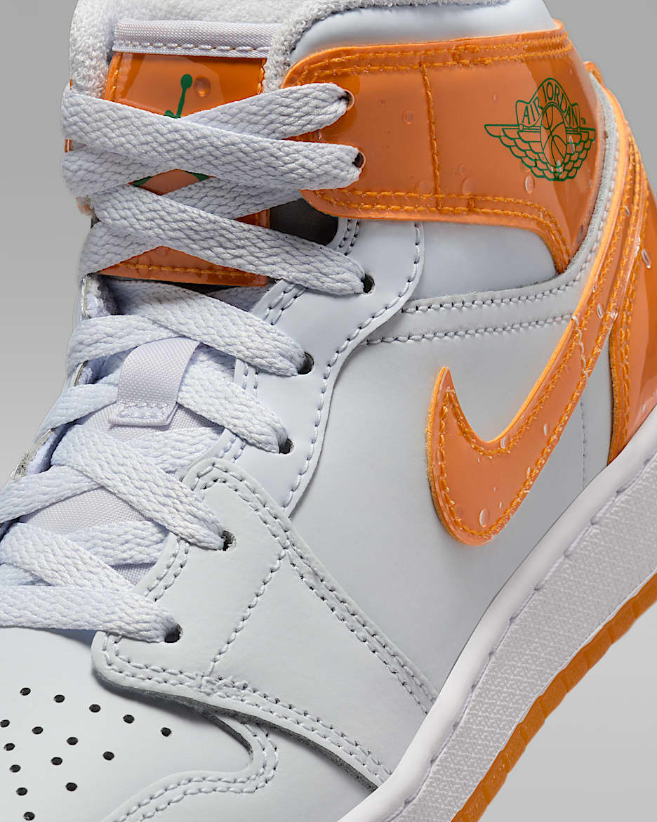 Jordan mid orange hotsell